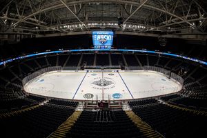 Image post by @bentleyhockey on Instagram