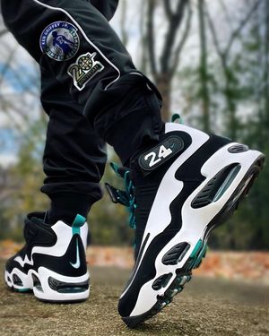 Image post by @swingmanbrand on Instagram