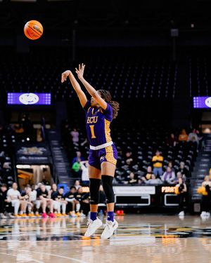 Image post by @ecuwbb on Instagram