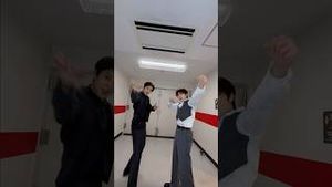 Video post by @weareoneexo on YouTube