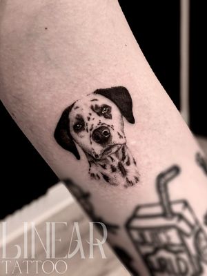 Image post by @christina.lineartattoo on Instagram