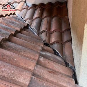 Image post by @redfoxroofers on Facebook