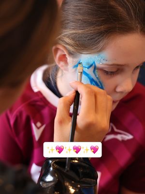 Image post by @salesharkswomen on Instagram