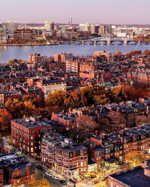 Image post by @mustdoboston on Instagram