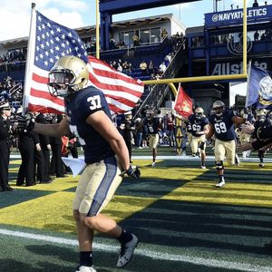 Image post by @navyfb on Instagram