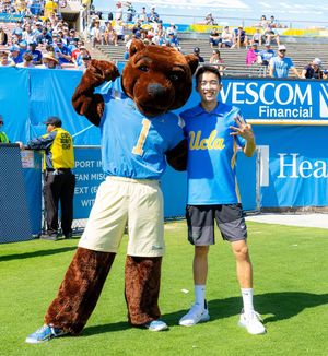 Image post by @uclaspiritsquad on Instagram