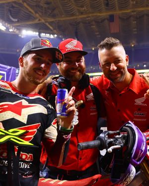 Image post by @supermotocross on Instagram
