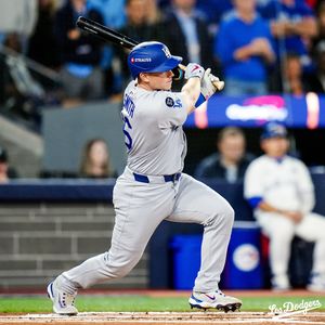 Image post by @losdodgers on Instagram