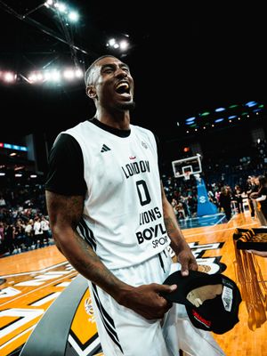 Image post by @londonlions on Instagram