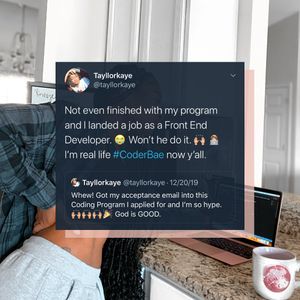 Image post by @tayllorlloyd on Instagram