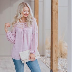 Image post by @shopfillyflair on Instagram