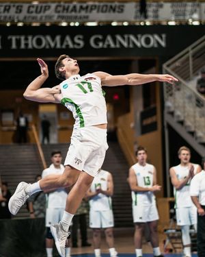 Image post by @hawaiimvb on Instagram