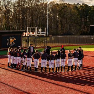 Image post by @gocamelssoftball on Instagram