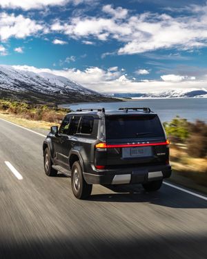 Image post by @discoverlexus on Instagram