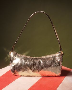 Image post by @dillards on Instagram