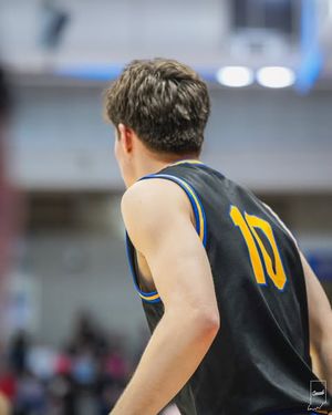 Image post by @carmel_bball on Instagram