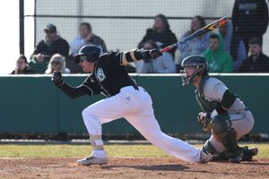 Image post by @bearcatsports on Twitter