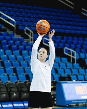 Image post by @lbsuwbb on Instagram