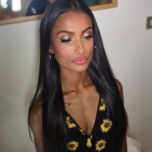 Image post by @naomilouisemakeup on Instagram