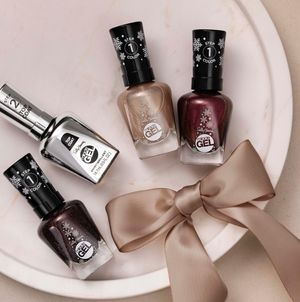 Image post by @sally_hansen on Instagram