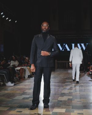 Image post by @thesuitbrother on Instagram