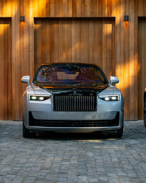 Image post by @rollsroycecarsna on Instagram