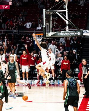 Image post by @tumbbhoops on Instagram