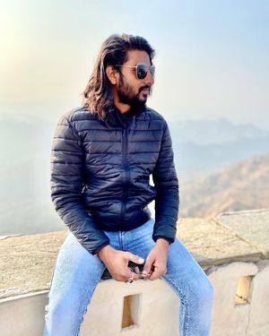 Image post by @gopaalgayarii on Instagram