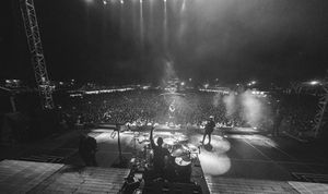 Image post by @therealjeremymckinnon on Instagram