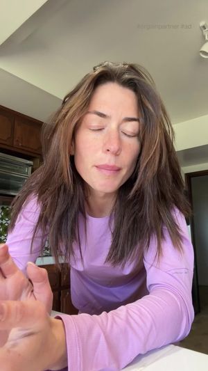 Video post by @victoriaparis on TikTok