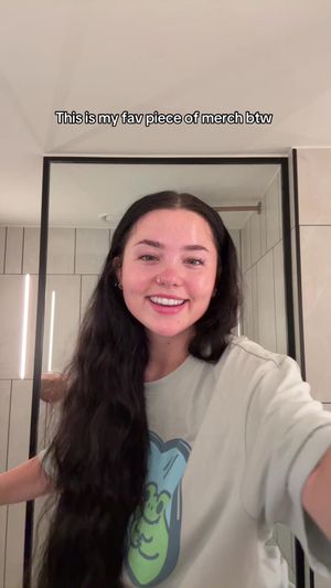 Video post by @laurenspencerspam on TikTok