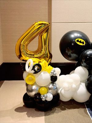 Image post by @partyup_balloons_by_melissa on Instagram