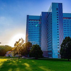Image post by @westerniluniv on Instagram