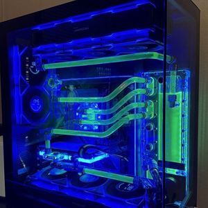 Image post by @microcenter on Instagram
