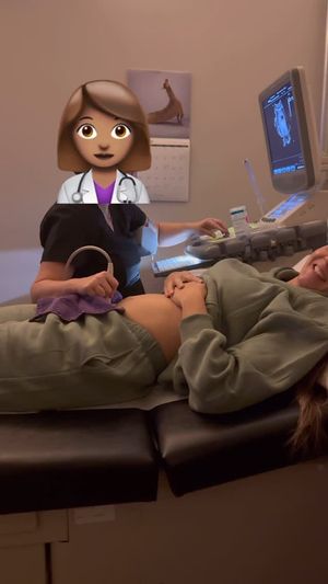 Video post by @sabrinanoellee on Instagram