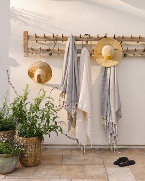 Image post by @shoppeamberinteriors on Instagram