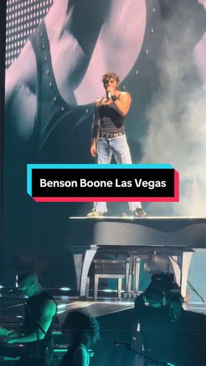 Video post by @vegasstarfish on TikTok