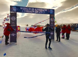 Image post by @hoka on Twitter