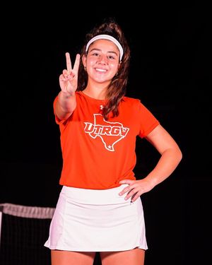 Image post by @UTRGVWmnsTennis on Facebook