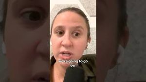 Video post by @yourtango on YouTube