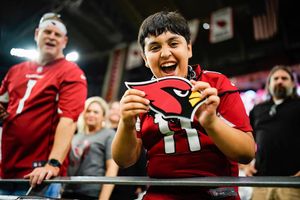 Image post by @azcardsyouthfb on Instagram