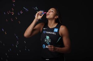 Image post by @nyliberty on Facebook