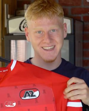 Image post by @azalkmaar on Instagram