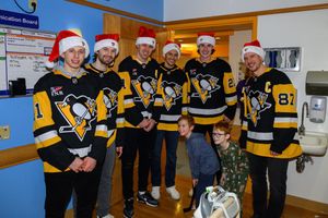 Image post by @penguins on Twitter