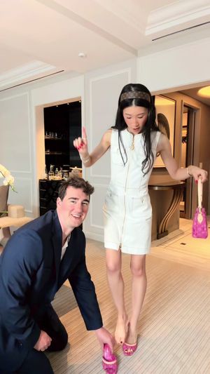 Video post by @beccaxbloom on TikTok