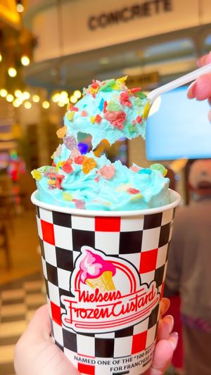 Video post by @nielsensfrozencustardlv on Instagram