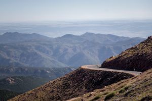 Image post by @visitpikespeak on Instagram