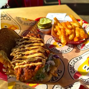Image post by @daveshotchicken on Instagram