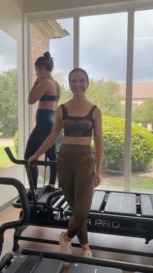 Video post by @elevefitnessbrla on Facebook