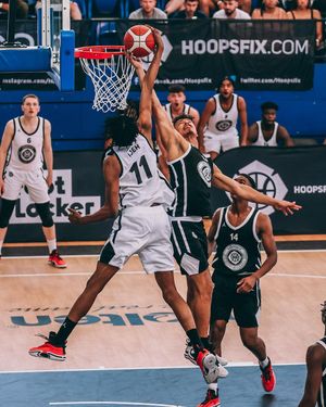 Image post by @hoopsfix on Instagram